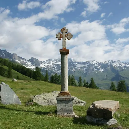 La Maison Du Bon Megnadzo 3* Doues