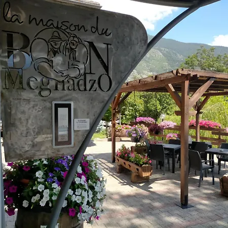 Guest house La Maison Du Bon Megnadzo Doues