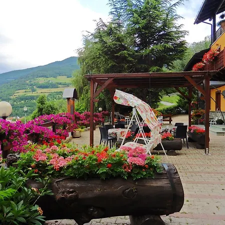 게스트하우스 La Maison Du Bon Megnadzo 3*